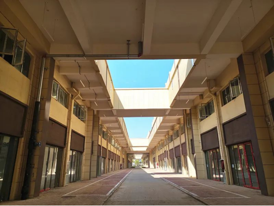 鄭州華南城盛大交付  中部規模較大建材家居專業市場集群形成(1)(1)746