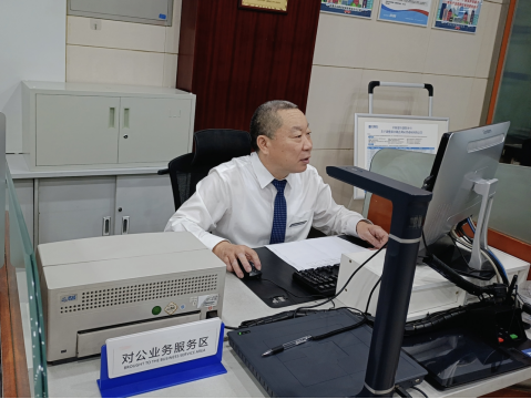 10.26堅守“金融為民”初心，看小人物的大擔當丨中原銀行人在行動系列報道②(1)_134800740_135166303987
